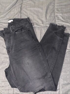 High-Rise Black Frayed-Hem Good American Jeans